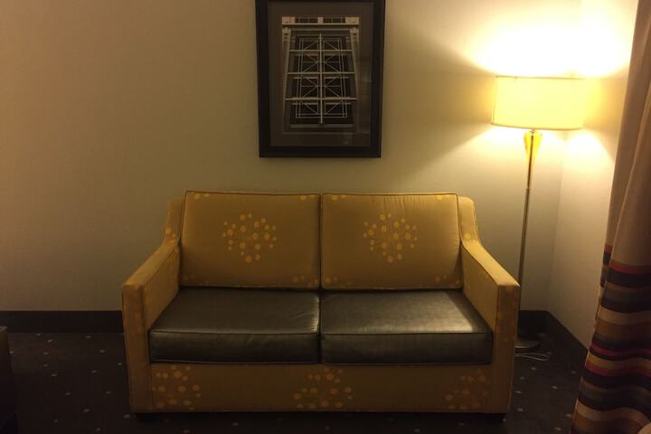 Room 57 of 118