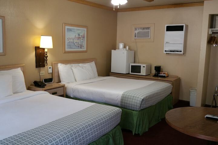 Room 21 of 36