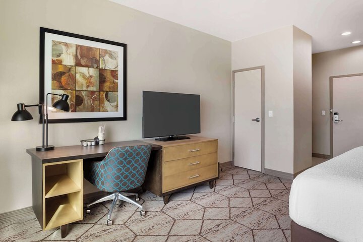 Room 19 of 45