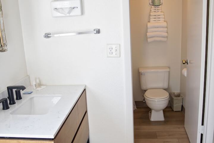 Room 16 of 31