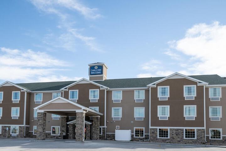 Cobblestone Hotel & Suites - Lamar