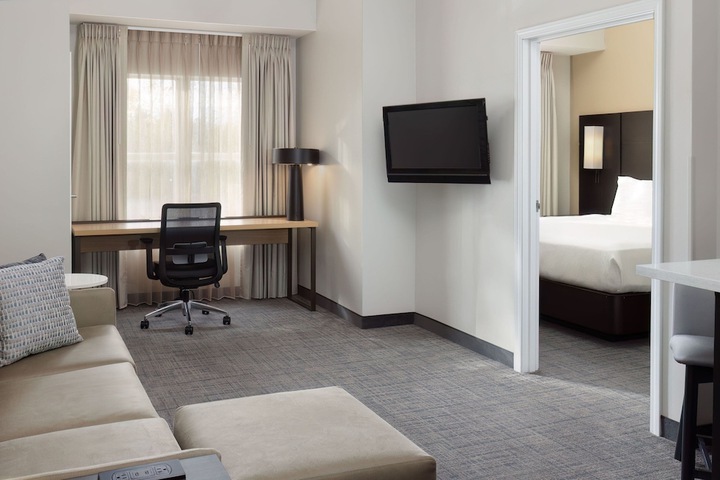 Room 38 of 61