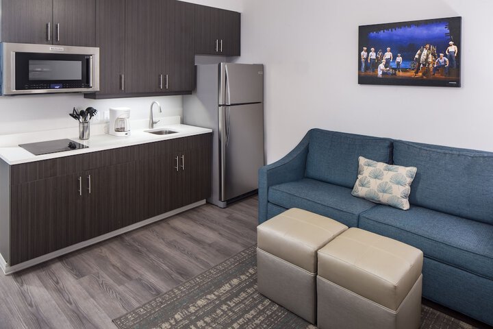 Room 18 of 22