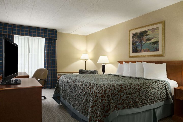 Room 42 of 63