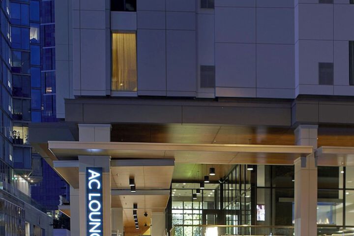 AC Hotel by Marriott Seattle Bellevue / Downtown