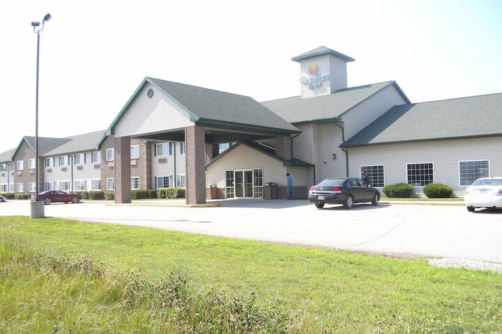 Hotel 5 of 63
