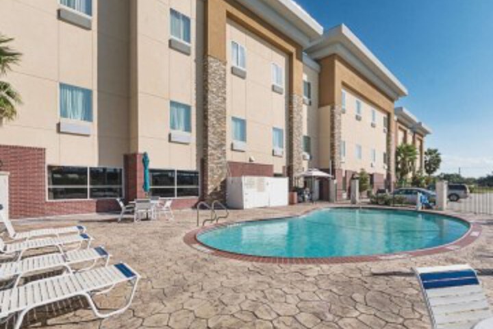 Best Western Mathis Inn Hotel