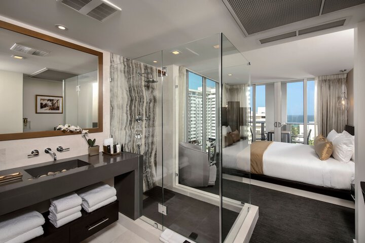 Room 56 of 95