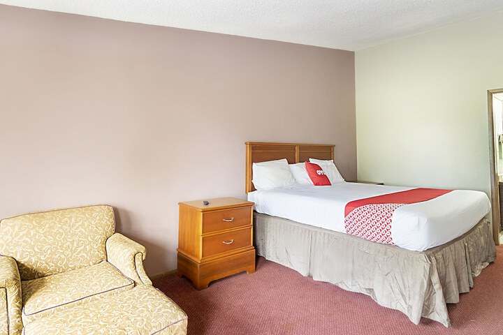 Room 15 of 38