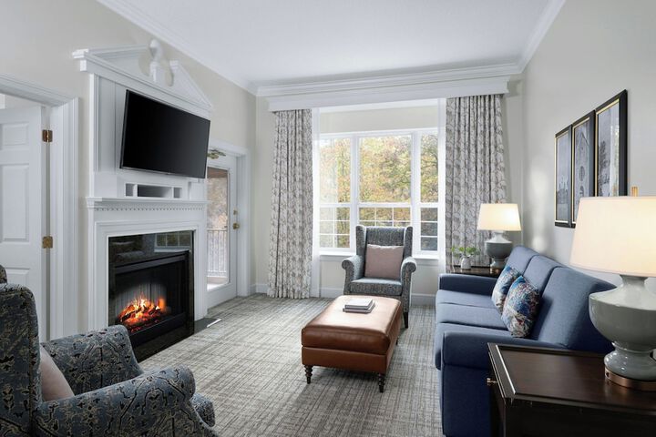 Marriotts Manor Club at Ford's Colony