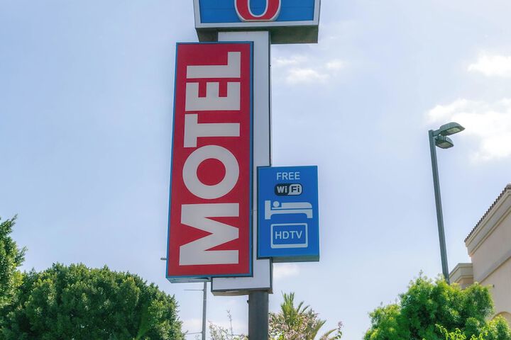 Hotel 4 of 21