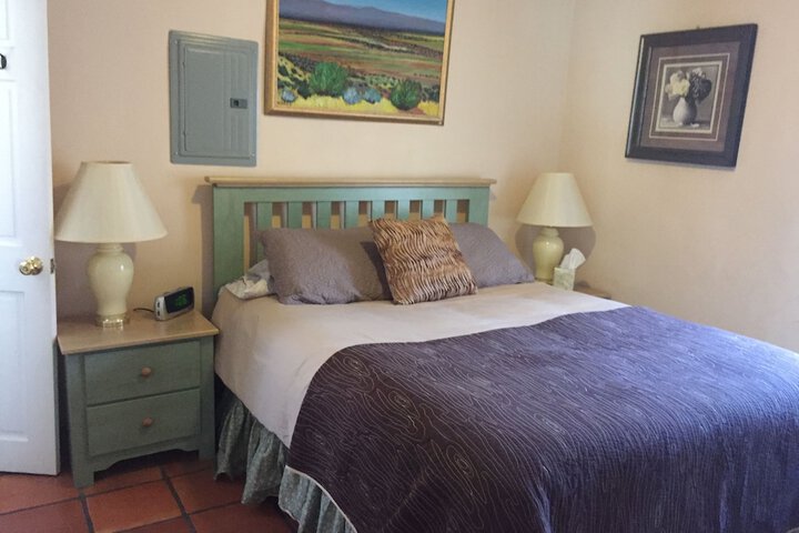 Room 16 of 80