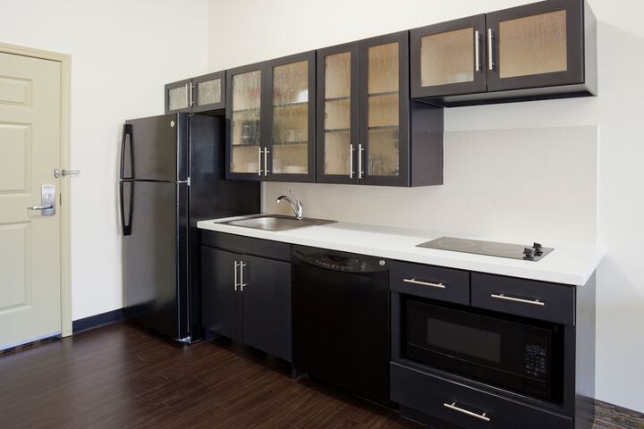 Candlewood Suites Dickinson ND by IHG