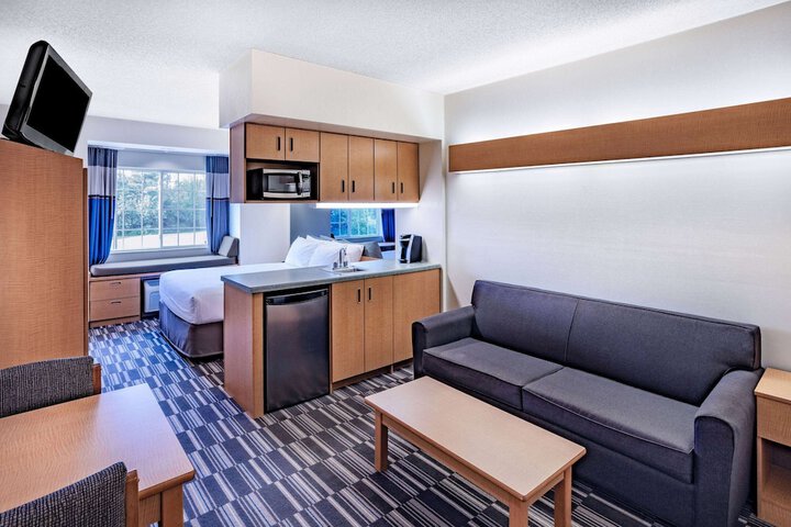 Room 22 of 50