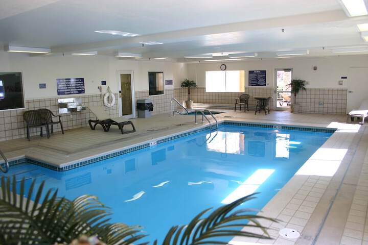 Pool 4 of 21