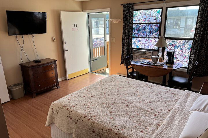 Room 30 of 51