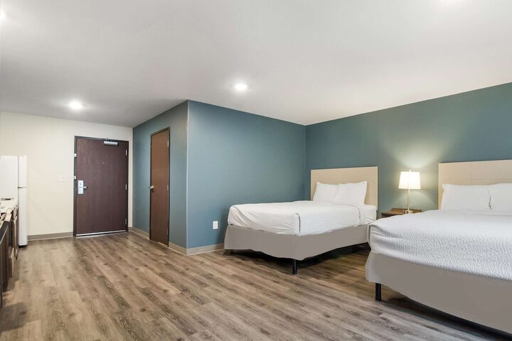 Room 41 of 49