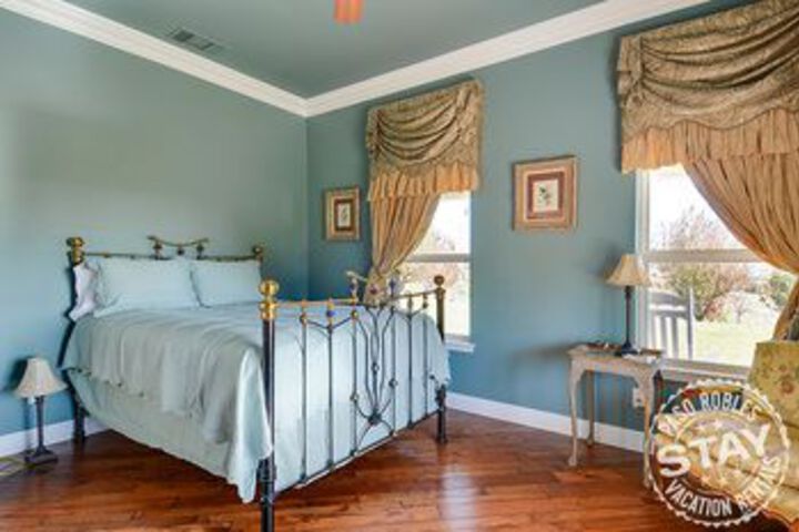 The Gables at the Rockin K 6 Br Home by RedAwning