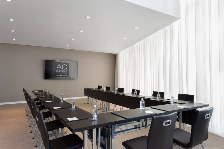 AC Hotel by Marriott Miami Beach
