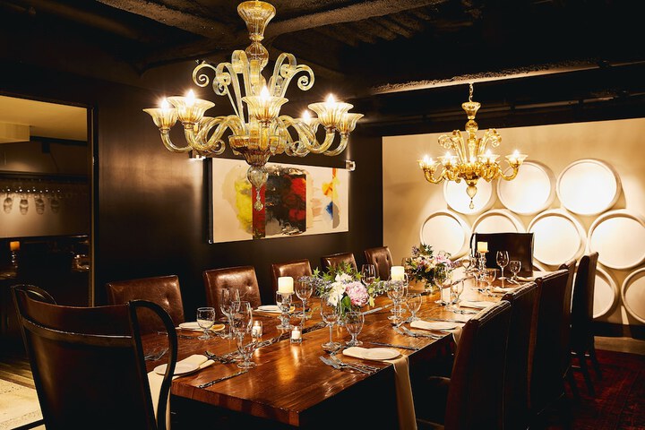 Dining 101 of 131