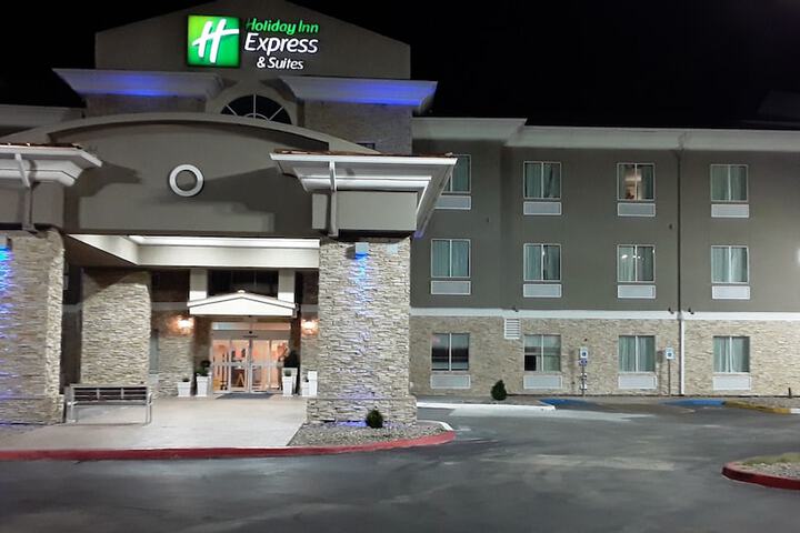 Holiday Inn Express & Suites Woodward by IHG