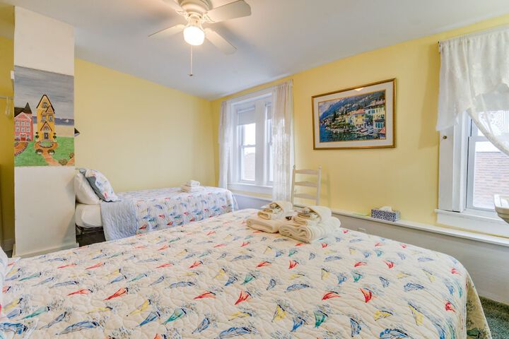 Room 8 of 22