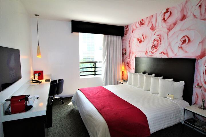 Room 74 of 112