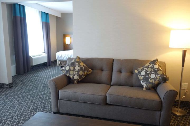 Park Inn by Radisson Brampton On