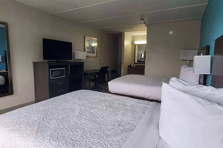 Room 49 of 60