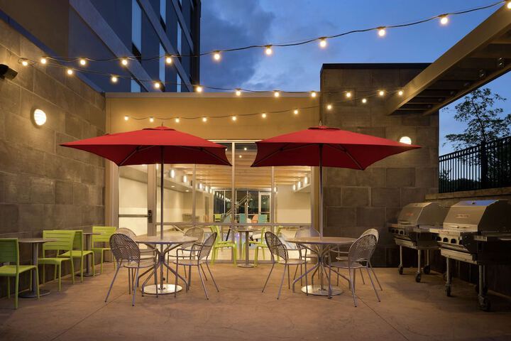 Terrace/Patio 25 of 28
