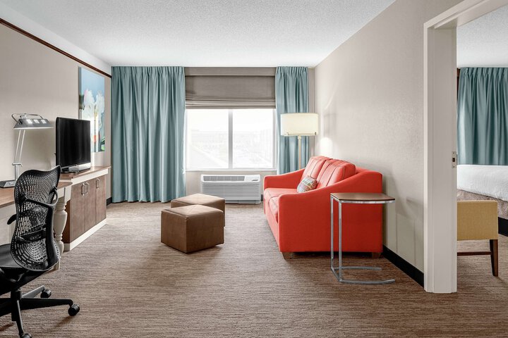 Room 38 of 49