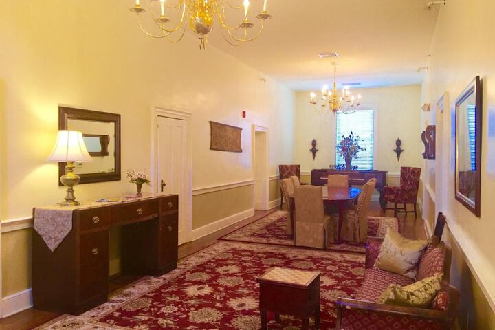 Room 21 of 52