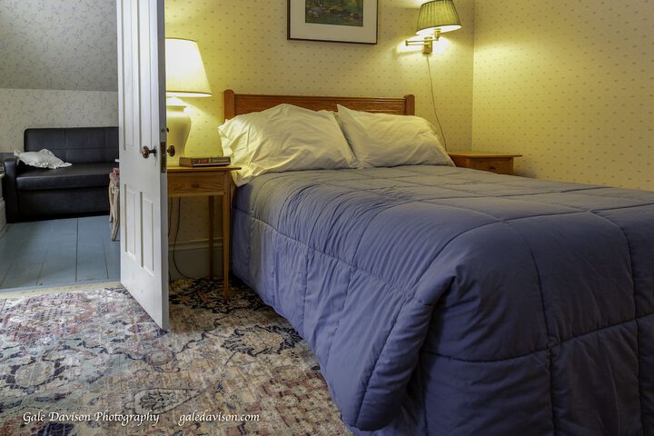 Room 8 of 37