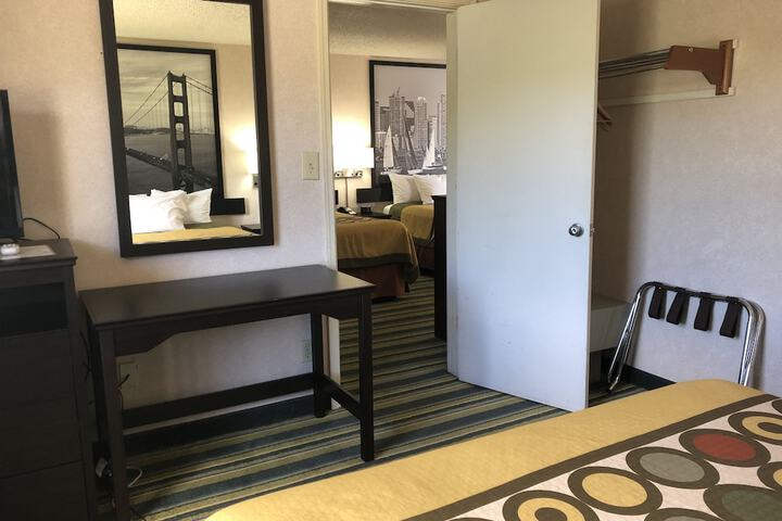 Super 8 by Wyndham Yreka