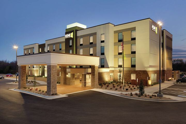 Hotel 3 of 39