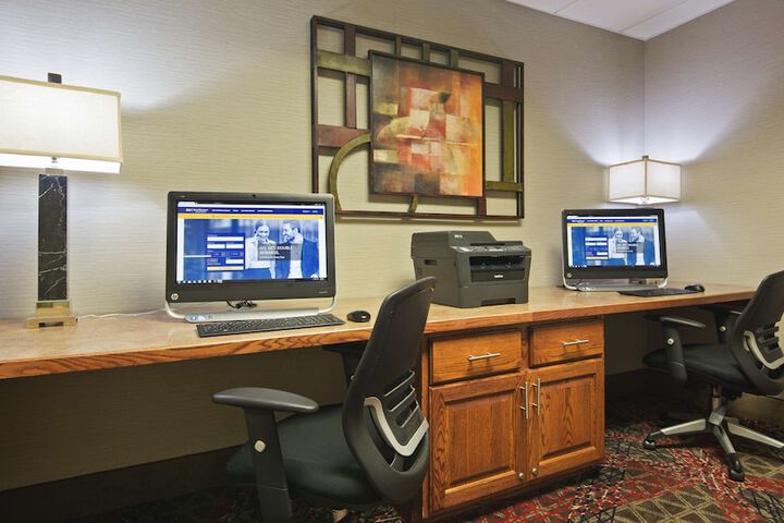 Business Center 38 of 38