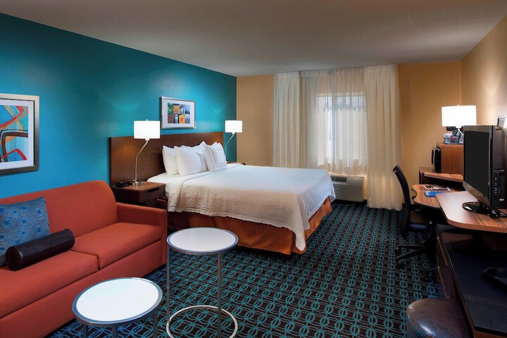 Room 15 of 21