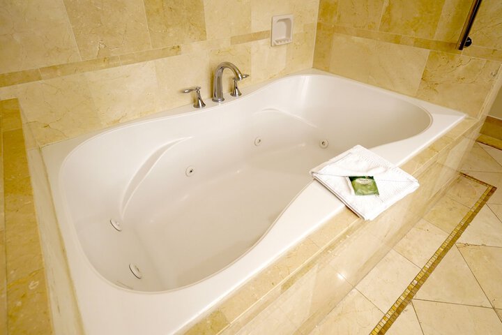 Heavenly Village Condos - Grand Residence