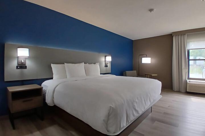 Comfort Inn Marion near Downtown & Blue Ridge PKWY