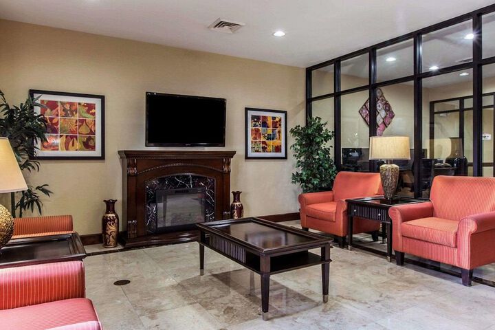 Comfort Suites Waycross