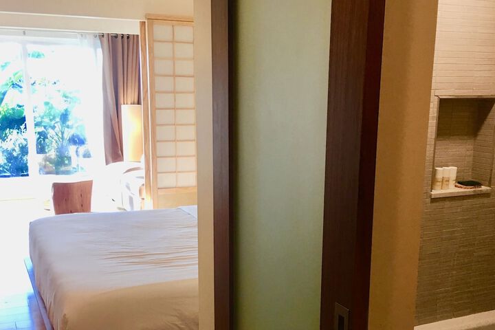 Room 30 of 112
