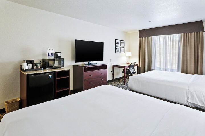 Room 35 of 99
