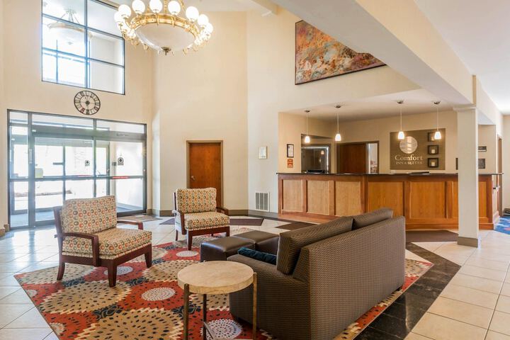 Comfort Inn & Suites South Burlington near University