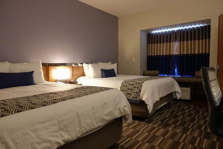 Room 8 of 42