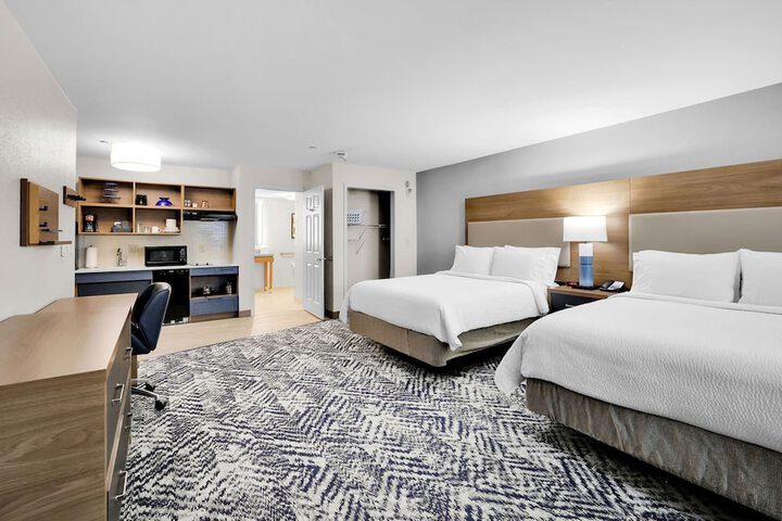Room 27 of 41