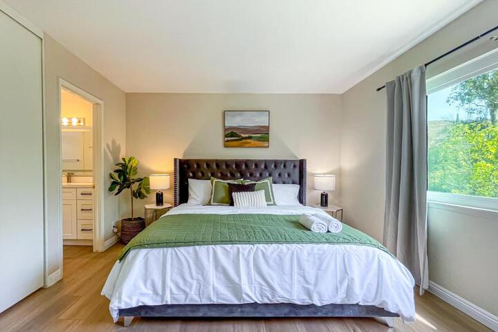 Sweet 2 bd for monthly stay! 20 mi to Disney
