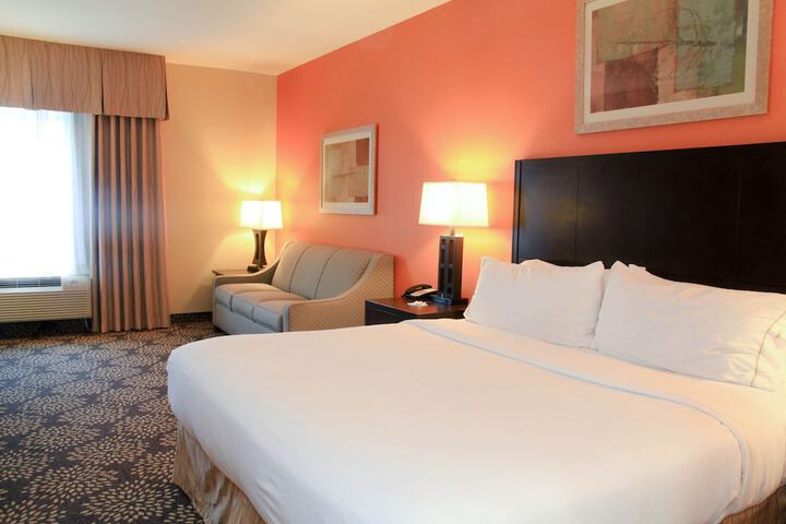 Holiday Inn Express Hotel & Suites Grand Island by IHG