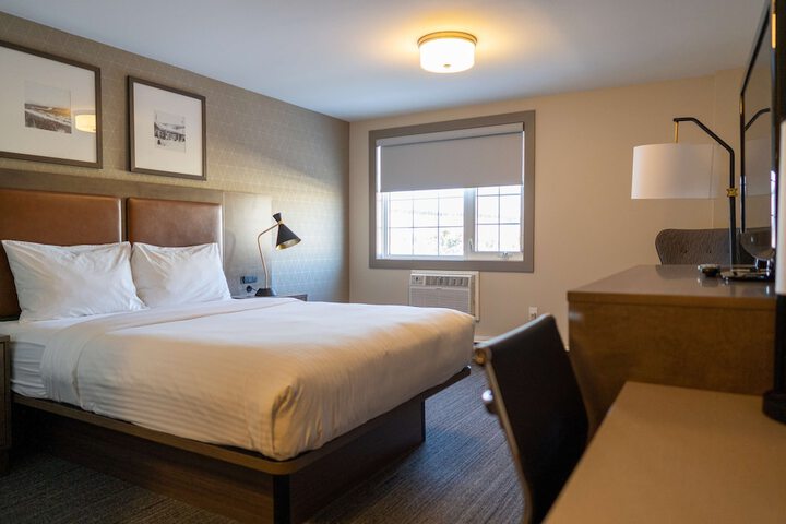 Room 5 of 38
