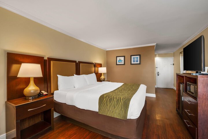 Comfort Inn Oceanside Deerfield Beach