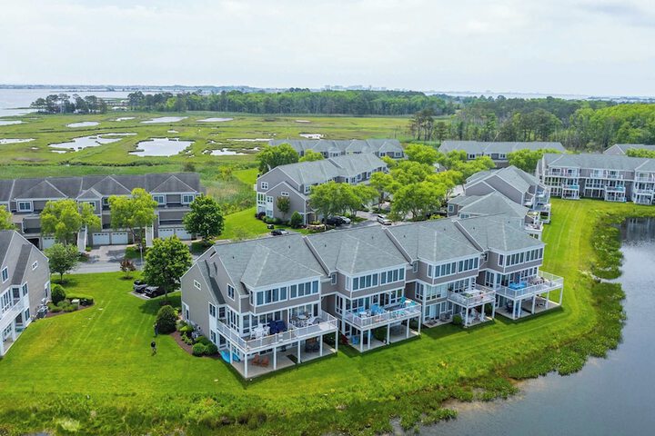 Whale of a Time Waterfront Stay for 10 With Resort-style Amenities